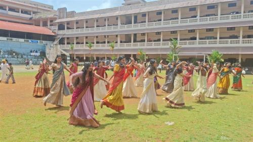 Onam17